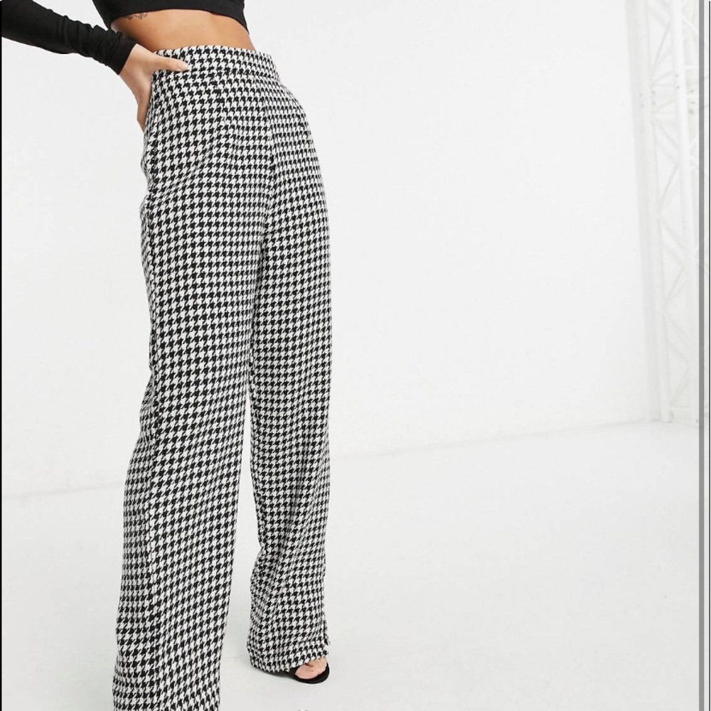 Petite high waist black and white pants
